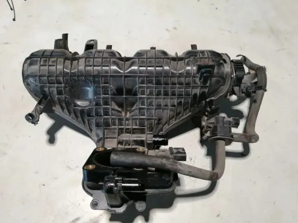 Gebrauchtes Toyota OE Ansaugkrümmer OEM 1105870S01 image 2