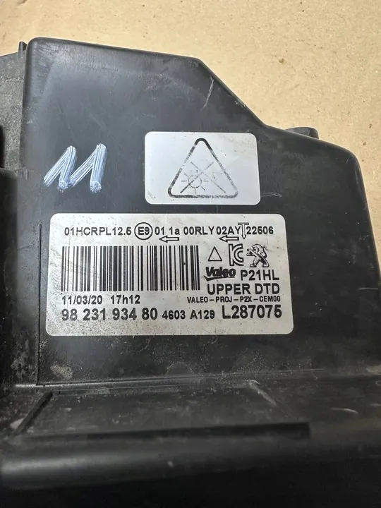 FULL LED LAMP PEUGEOT 208 II image 10