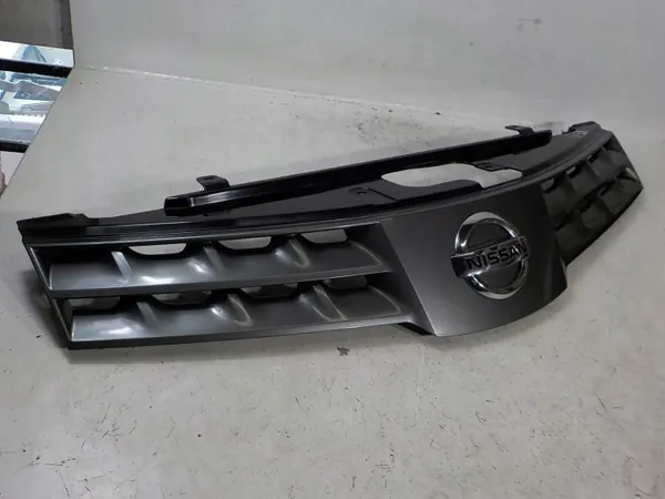 Jäähdyttimen ritilä Nissan OE OEM 623109U000 BEV image 3