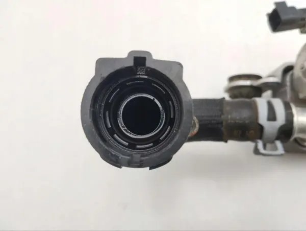 Refroidisseur d'huile d'occasion OEM 68239139AC Chrysler image 6