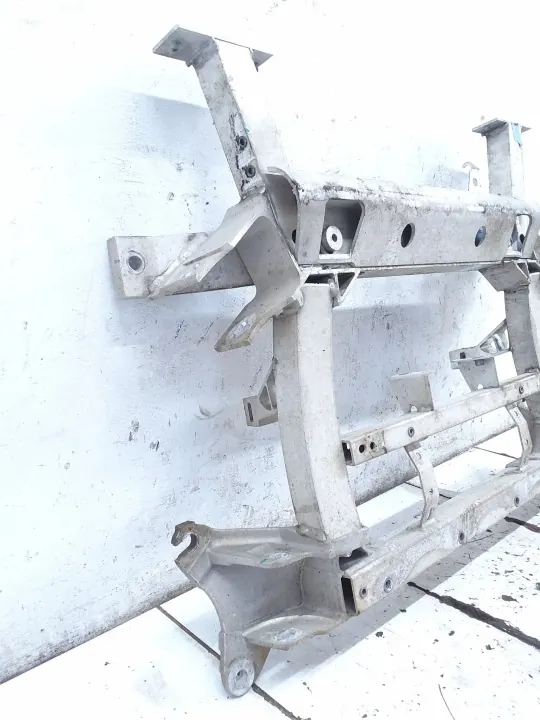 Tesla Model S Frontschlitten OEM 600641700F - Gebraucht image 3