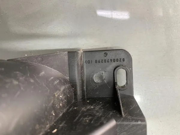 Support de phare avant droit Renault Modus Lift OEM image 4