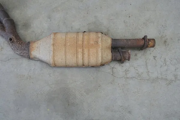 Catalisador Mercedes w124 3.0 M103 KT0002 1244900414 image 2