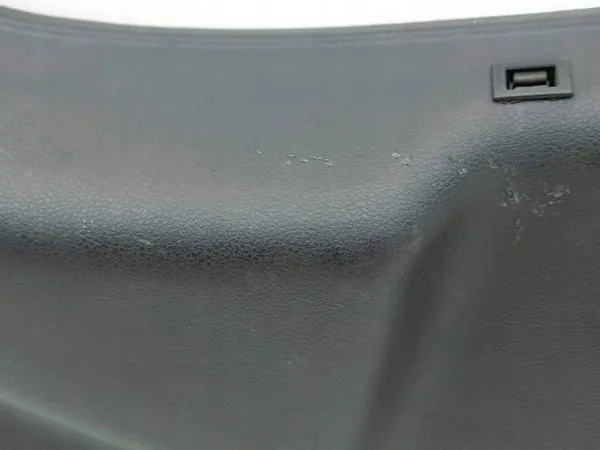 Garniture de coffre Nissan 350Z 2004 OEM 90901CD000 image 9