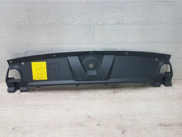OEM 3G8853037C Tampa Fecho Capô Dianteira - Usado image 2