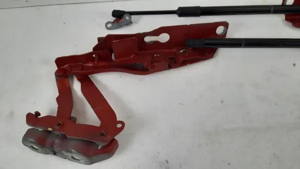 Volvo V60 II konnusarret OEM 32244193, 32244192 image 3