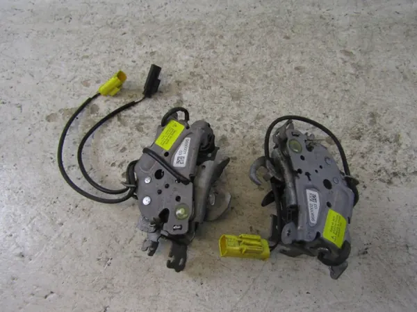 Travamento pirotécnico capô BMW X1/X2 OEM 9880001 image 4