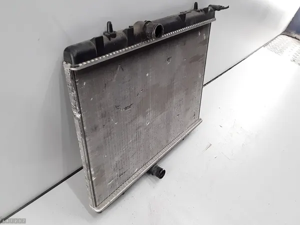 Radiateur Peugeot Rcz 2013 1600 Benzine image 3