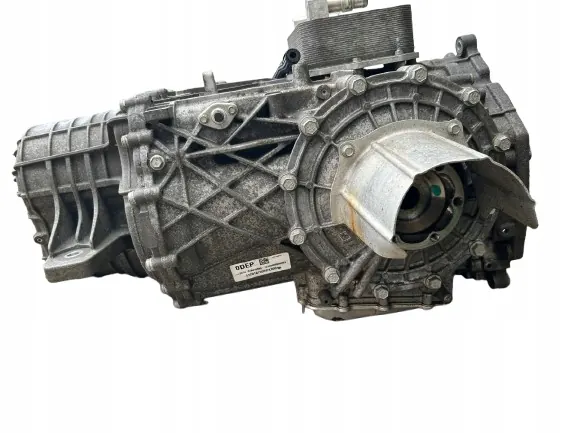 Automatic Transmission 6.2 V8 Chevrolet Corvette C8 image 2