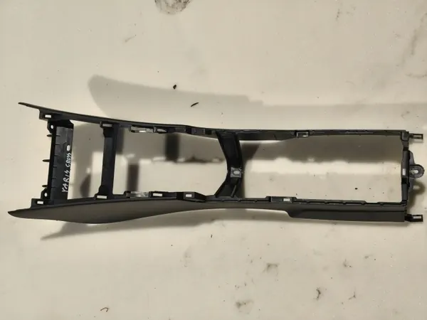 Cubierta túnel central Toyota Yaris Cross OEM 58910-K0031 image 3