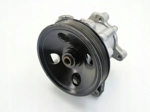 Ohjaustehostimen pumppu Mercedes 2.6 V6 W211 S211 E 240 M112 OEM 0140310025 image 3
