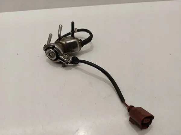 AdBlue-suutin OEM 04L131113P VW Audi Skoda image 6