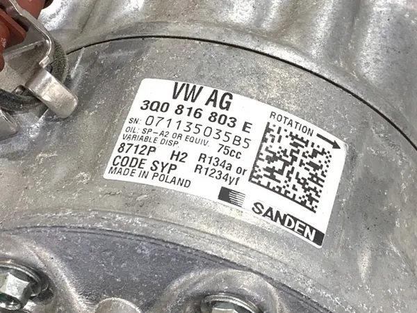 Compresseur AC SKODA SCALA 3Q0816803E 1.0 116ch image 4