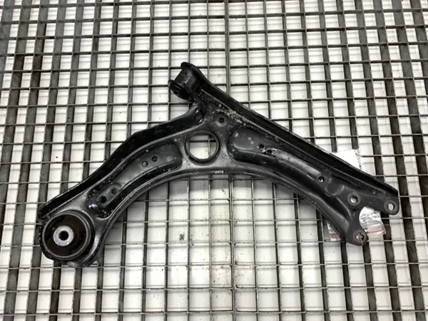 Linker vorderer Querlenker SKODA KAMIQ OEM LORK-352-138164 image 3