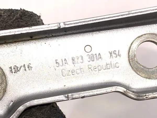 Bisagra del capó delantero izquierdo SEAT TOLEDO IV Hatchback 12-19 image 4