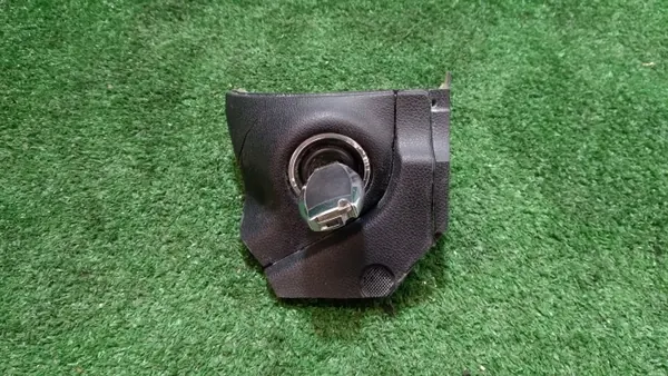 Motor de arranque Mercedes Clase C W204 usado OEM A2045450908 image 2