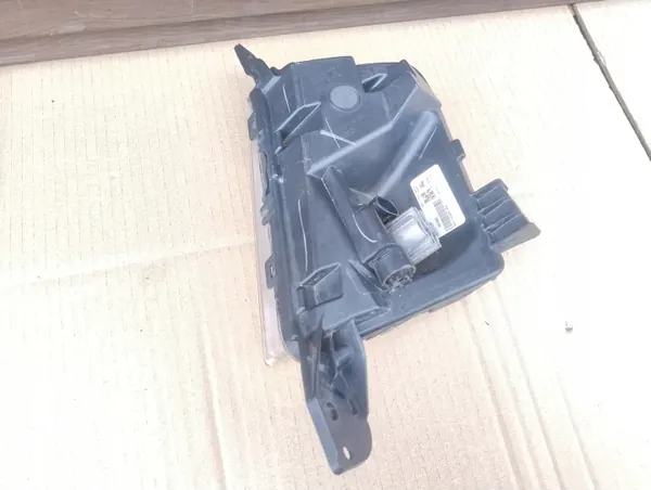 Para-choques dianteiro Ford Edge II OEM KT4B-15B242-A direito image 6