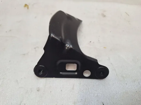 VW Golf VII Lift Främre vänster skärm fäste 5G0821135C image 2