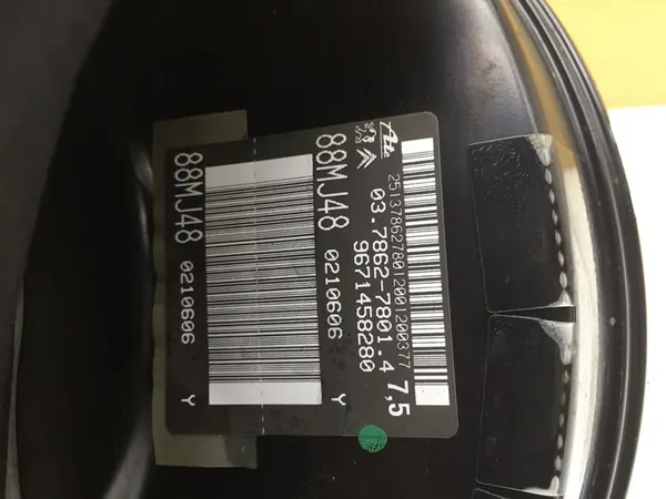 Peugeot 508 I 2010- servofrein image 3