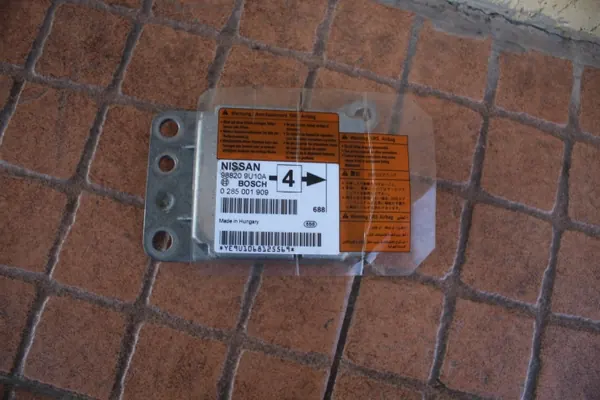 OEM 988209U10A framkrockkuddecontroller för Nissan Note image 2