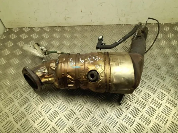 Ford OEM L1M3-5E213-PG begagnad katalysator image 4