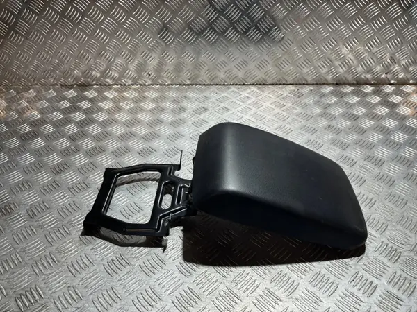 Accoudoir Mazda CX-5 II OEM PU24740 - Occasion image 2