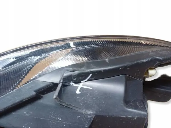 Farol dianteiro esquerdo Ford Fiesta MK8 OEM H1BB13W030AD image 8