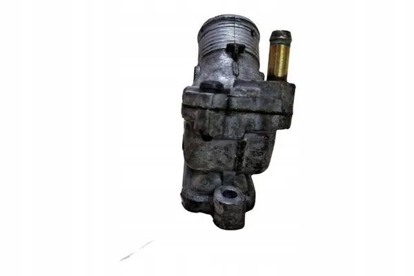 Carcasa del termostato VOLVO XC60 2.4L Diesel 2010 image 5