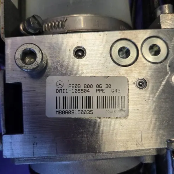 Bomba de techo cabrio Mercedes-Benz CLK OEM A2098000630 image 4