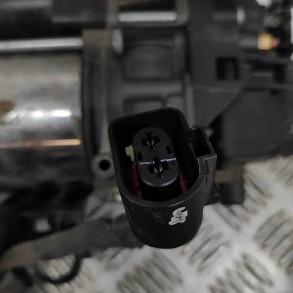 Porsche Taycan Suspension Compressor 9J1616006D image 6