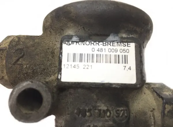Régulateur de pression d'air MAN OEM 81521616318 image 5