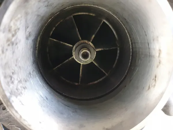 Turbo para BMW F10 F11 3.0D 535D CW-1019 image 2