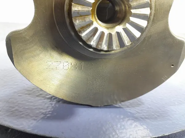 VW TIGUAN II 2.0 TFSI Vevstake 06L105101F image 10