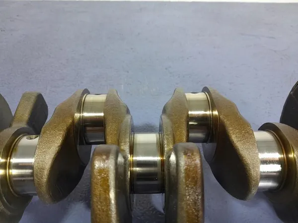 VW TIGUAN II 2.0 TFSI Vevstake 06L105101F image 6