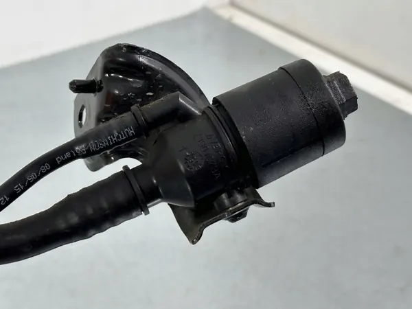 Manguera AdBlue Audi OEM 4G0131963D - Usado image 5
