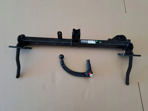 Crochet de remorquage OEM 9837323080 Peugeot 308 III image 2