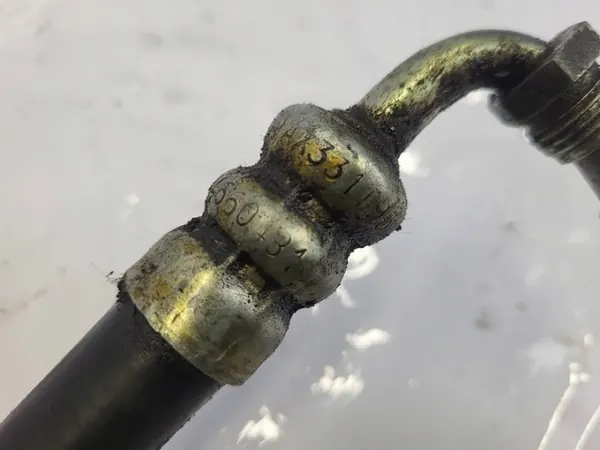 Mercedes Ohjausletku OEM 2104660481 image 4