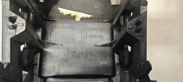 OEM 5G0864207A Läderarmstöd för VW Golf 7 image 8