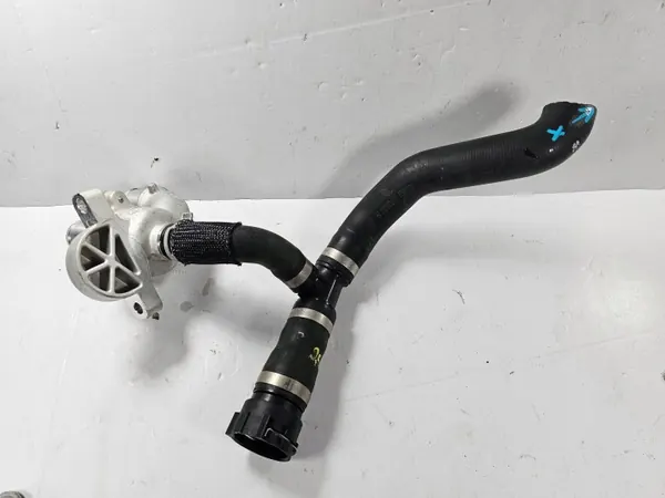 Ford Kuga MK3 Termostaatin Kotelo OEM LX6E-8A587-AC image 4