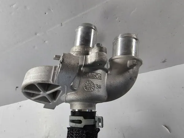 Ford Kuga MK3 Termostaatin Kotelo OEM LX6E-8A587-AC image 9
