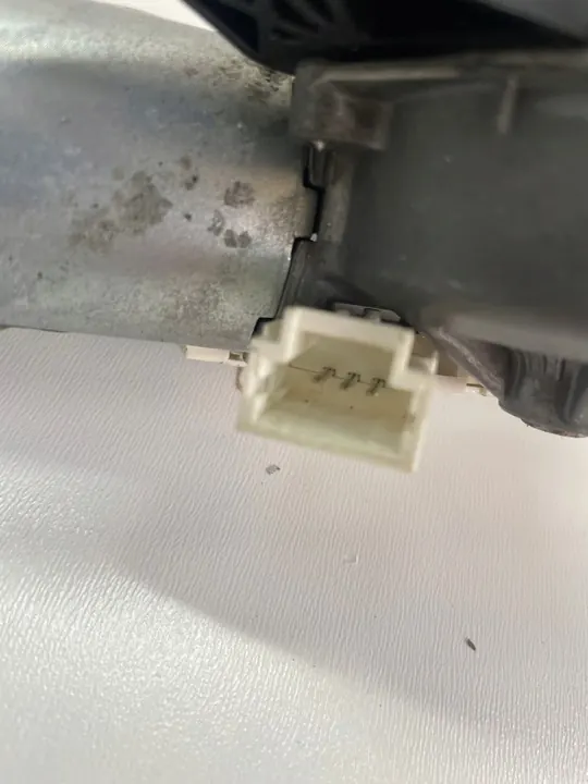 Wischermotor Dacia Sandero I image 8