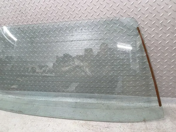 Begagnad BMW OE bakruta OEM 8106539 för 3 E30 image 3