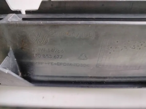 Griglia paraurti VW TOURAN 07- 1T0853677 image 3