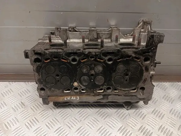Dodge Challenger 2015 moottorin sylinterikansi OEM image 4