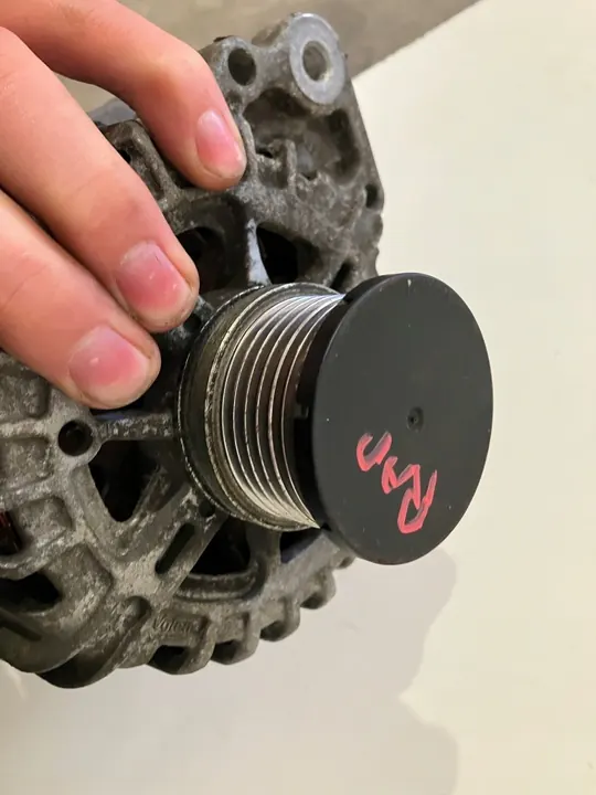 Generaattori 110A 1.6 Tdi Skoda Rapid I image 3