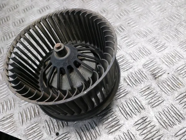 VOLVO V50 2.4 D Ventilador de ar 4M5H-18456-CD image 3