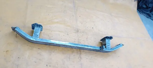 Mercedes-Benz A-sarjan Etupuskuri image 10