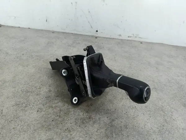Versnellingspook Opel Zafira C 1.9 CDTI OEM 55351959 image 10