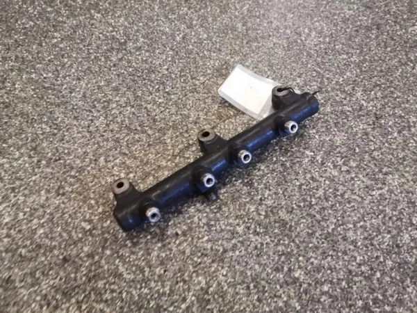 Carril de inyección Kia Carnival 2.9 CRDI OEM R9144Z060A image 3
