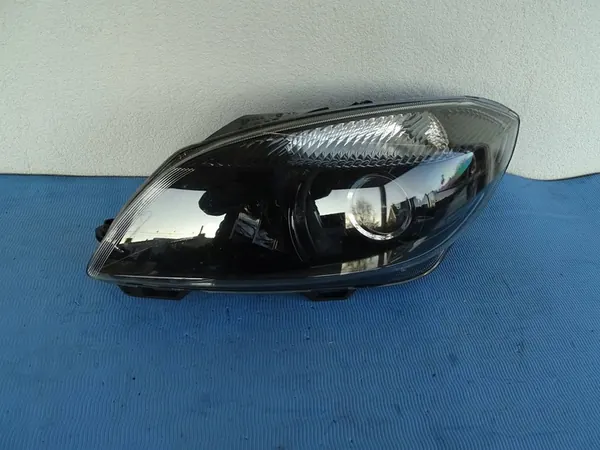 SKODA FABIA 10-14 Lâmpada LED esquerda 5J1941015J image 7